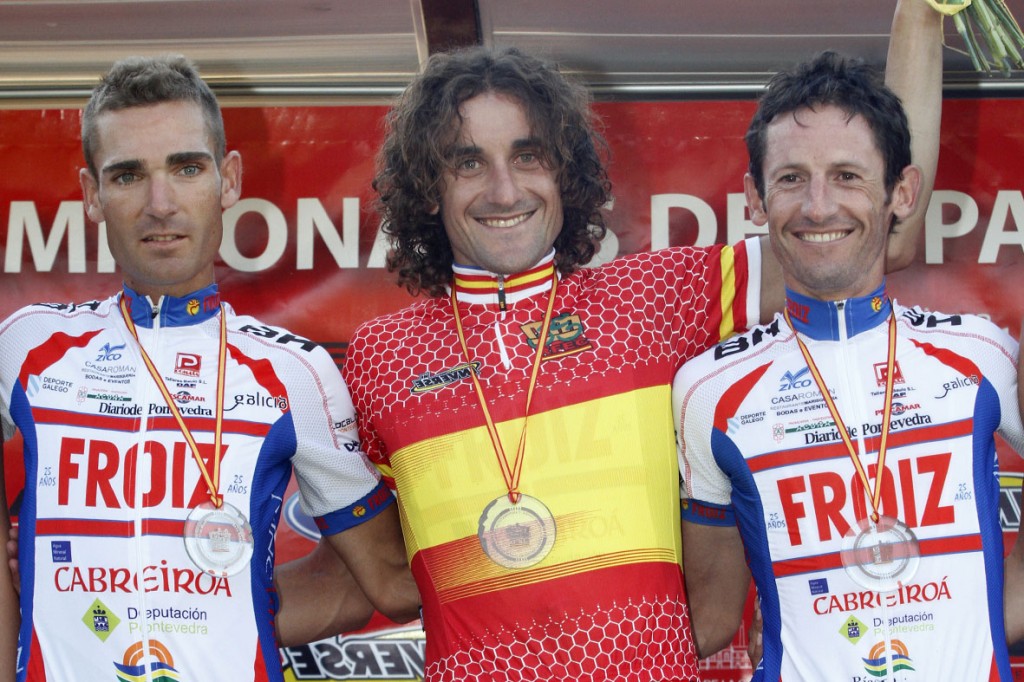 García de Mateos, en el centro del podio del Nacional elite 2012 / Foto RFEC