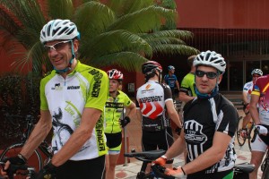 Serafin Zubiri y su piloto Alfonso Darias, antes de la Salida. © José Arturo Castro