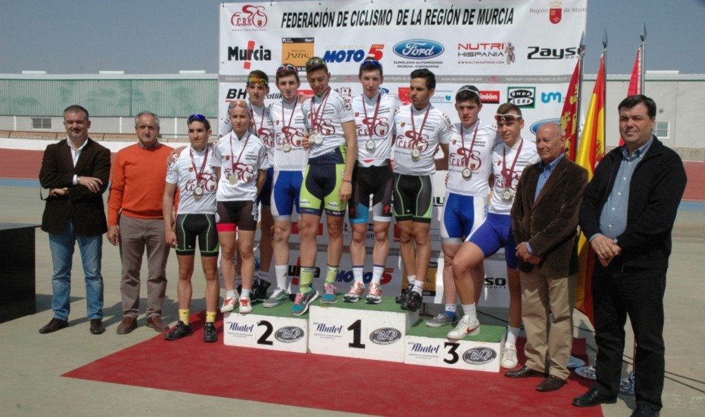 Los nuevos campeones de Murcia de pista.