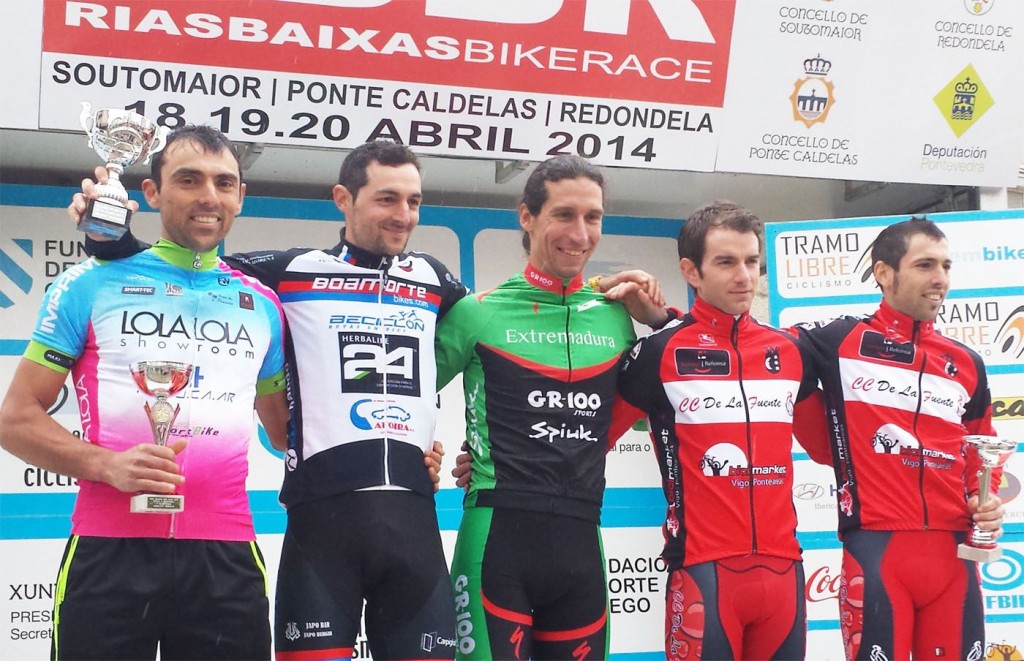 Podio final de la Rias Baixas Bike Race 2014. © E. Gómez
