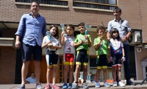 Uno de los podios de las categorías de menores. © Carlos Navarro