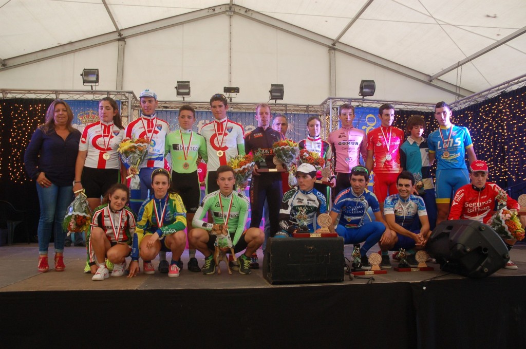 Podio final con todos los campeones. © Manuel Castillo