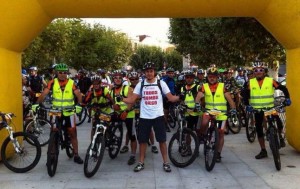 Los participantes de Bike ou Non Vai se concentraron en apoyo a Diego © G. N.