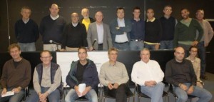 Los presentes en la asamblea posan antes de la misma en el Palma Arena © diariodemallorca.es