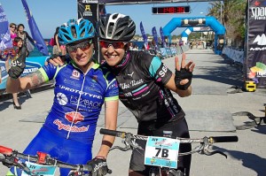 Sandra Santanyes y Mayalen Noriega