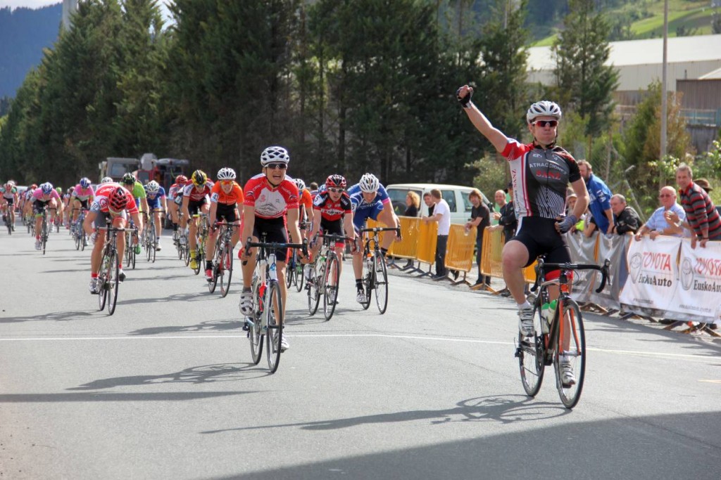 Ibarguren, cruzando la meta © FGC-GTxE