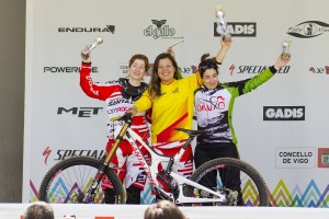Podio élite femenino  © José Couso