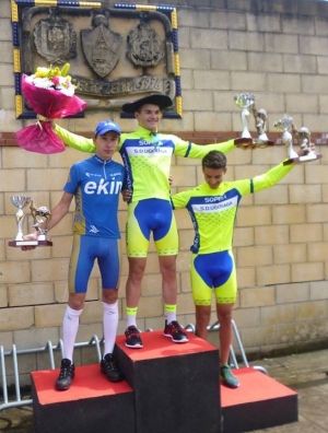 Podio en Igorre © FVC