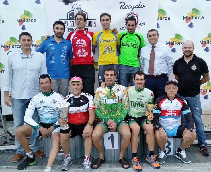 Podio final de la Challenge de Tardor 2015 tras la carrera de Inca © FCIB