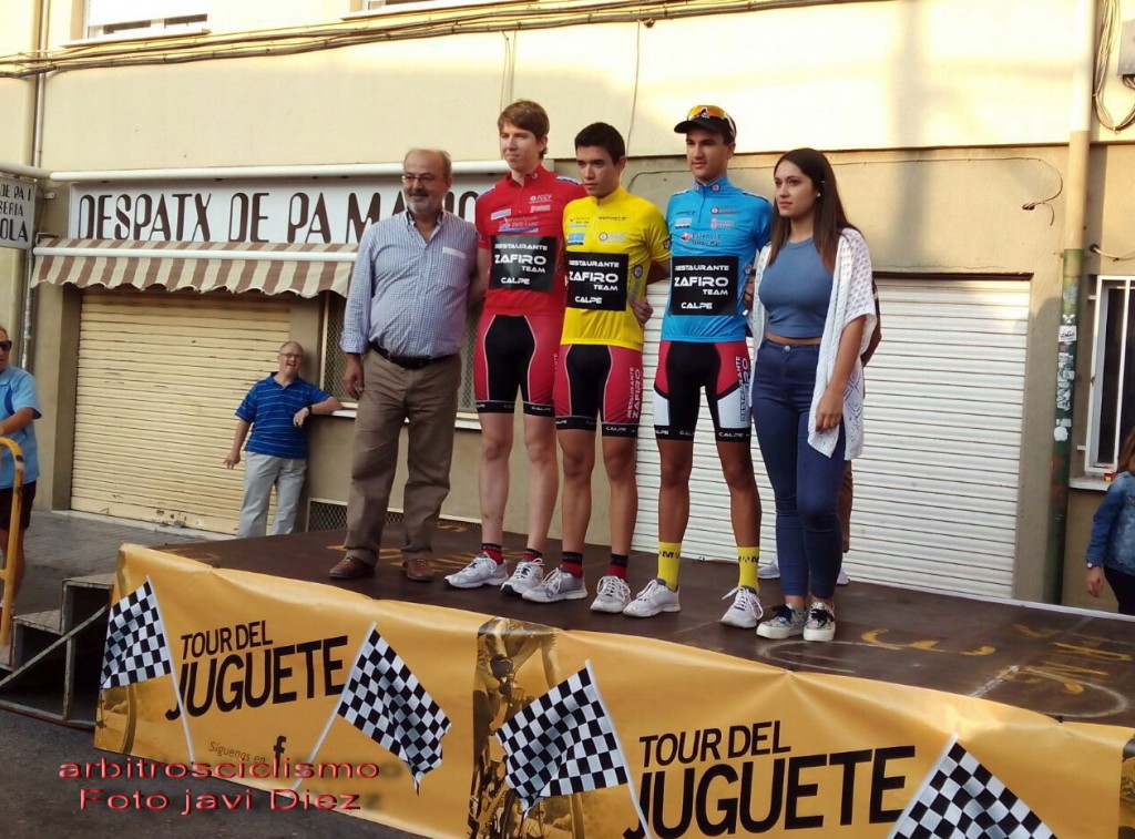 Podio final de la Challenge © arbitrosciclismo