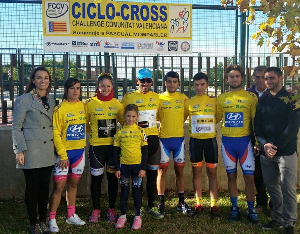 Los líderes de la Challenge, tras la carrera de Picassent © FCCV