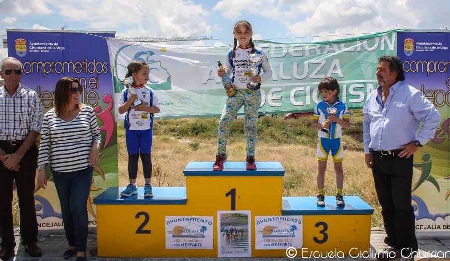 Las más pequeñas también subieron al podio © EC Churriana