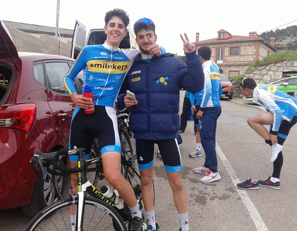 Ramón Díaz y Jesús Tejero celebran su victoria