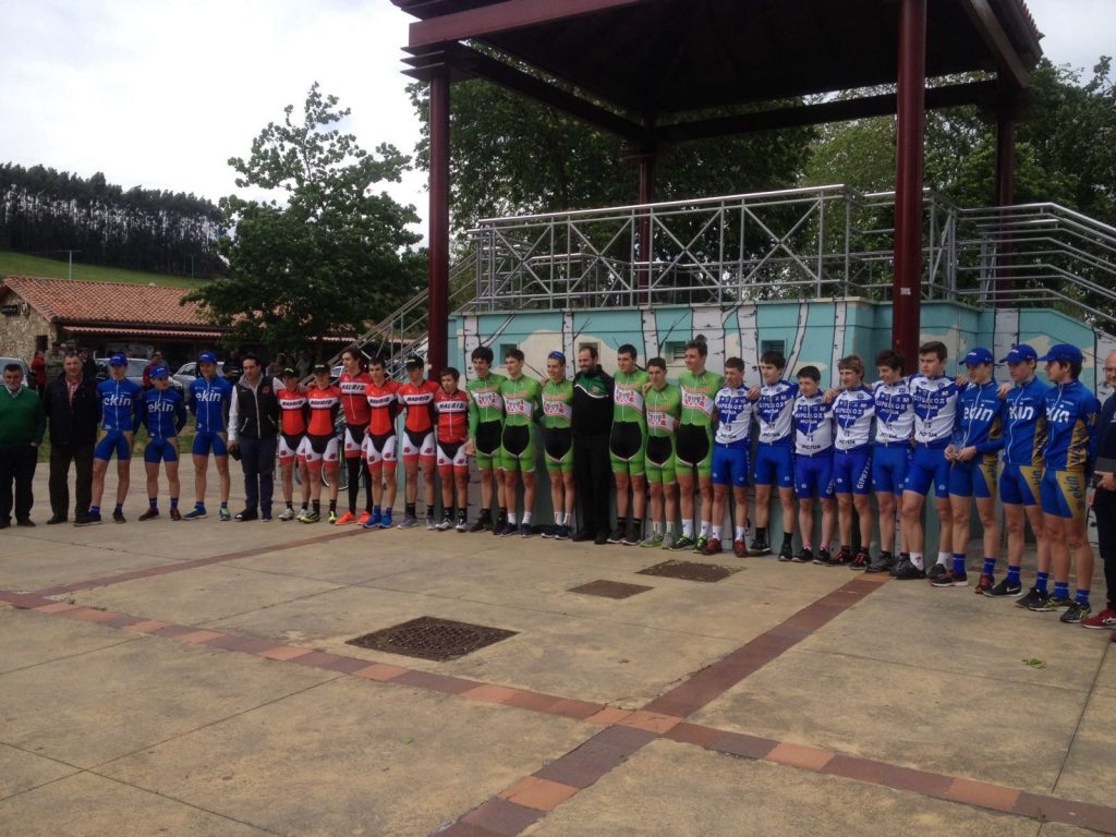 Podio completo tras la Krono Bizkaia © RFEC