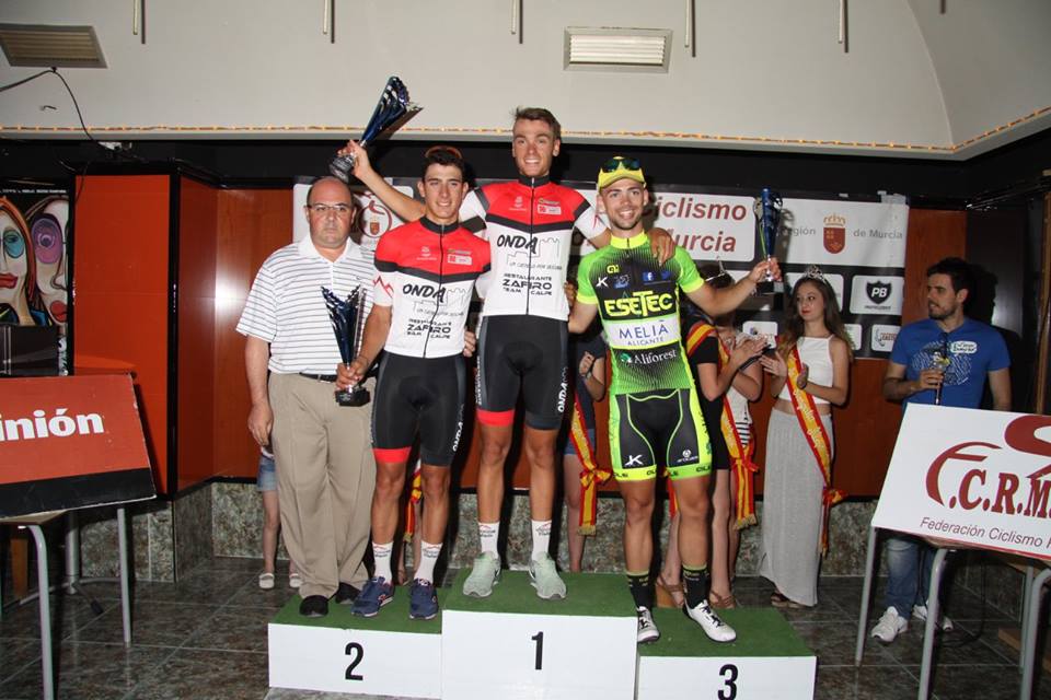 Espejo, en el centro, acompañado de Peñalver y Montoro © FCRM