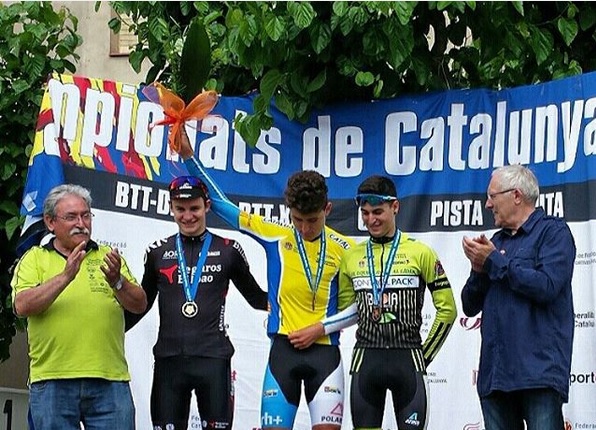 Podio Campeonato de Catalunya CRI sub-23 con Cassu entre Colldecarrera y Ulloa © G. Cassu