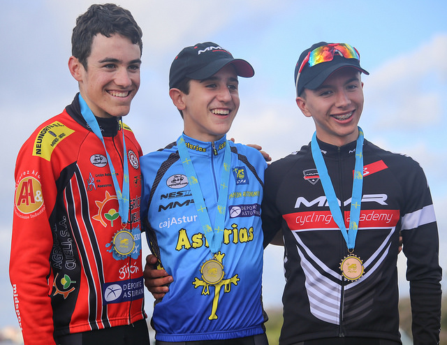 Podio cadete © Alberto Brevers