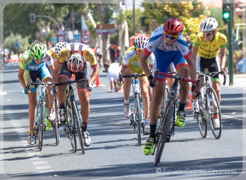 Escuelas, cadetes y júnior se reunieron en Alhendín © EC Churriana