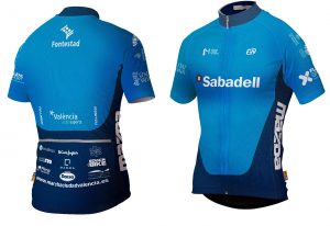 Los maillots oficiales 