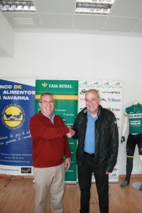 Landa y Esquisabel, en el acto de presentación de La bici solidaria.