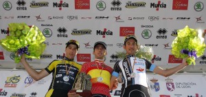 Iván Martínez, Jordi Simón y García de Mateos, podio élite./Foto RFEC.