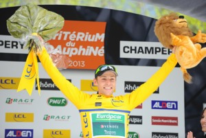 El líder, en el podio / Foto ASO