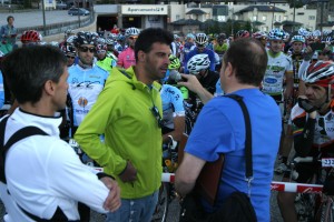 Oscar Pereiro animó a los más de 400 participantes.