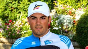 Torres defiende título