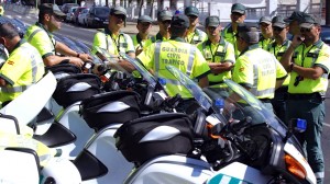 Antes de cada etapa, una reunión para analizarla. / Dani Sánchez (As)