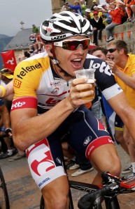 La famosa cerveza / Reuters/Jean-Paul Pelissier