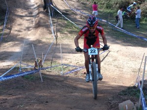 Mantecón cambia el BTT por la ruta