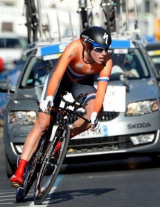 Van Dijk en acción © UCI