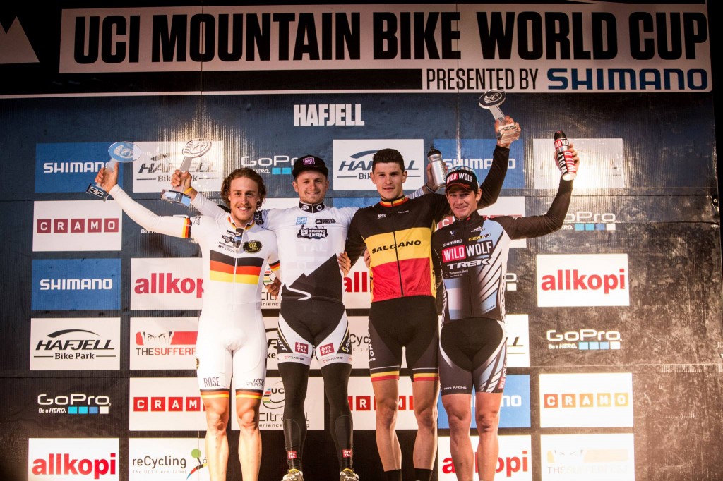 Podio masculino XCE © UCI