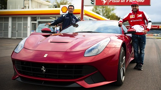 Jaume Hernández y Fernando Alonso © Ferrari