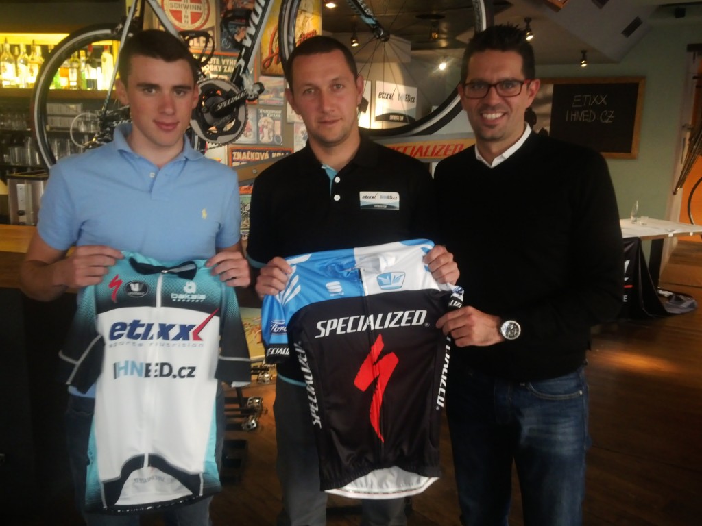 Cuadros, Andrle y Contador