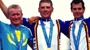 El podio de Sydney 2000 © COI