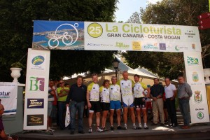 Homenajeados en la etapa de hoy. © José Arturo Castro