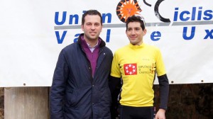 González, de amarillo © facebook