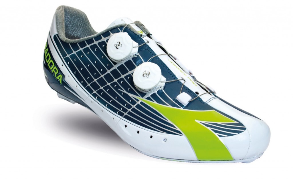 La zapatilla Diadora © Movistar