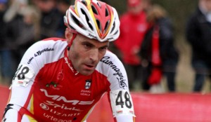 Larrinaga, baza española