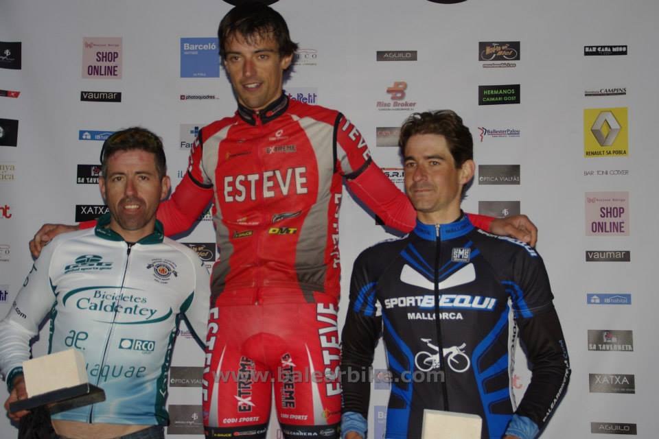 Albert Cantenys, Toni Tauler y Miguel Angel Muñoz, en el podio.