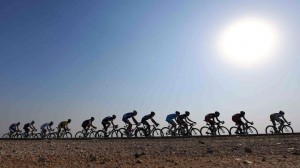 El peloto, por el desierto de Catar © Omega