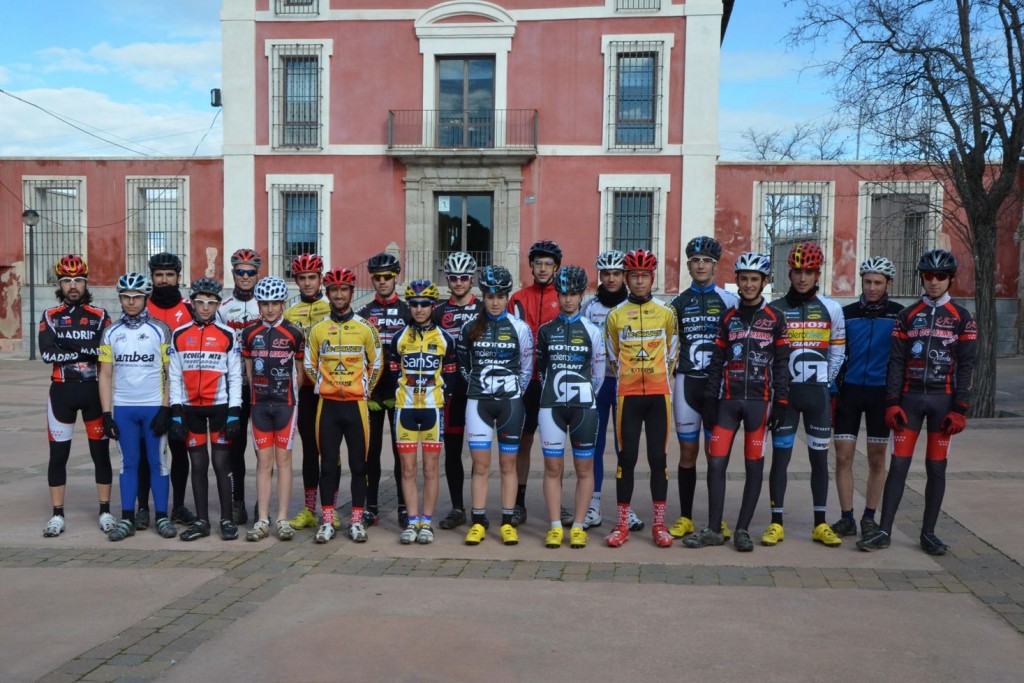 Los 19 seleccionados se concentraron en el Centro de Interpretacion de Naturaleza de Montecarmelo. © Paco Rojas