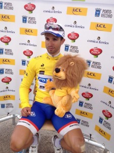 Bouhanni, de amarillo © ASO