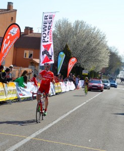 Daniel Rodríguez arañó unos segundos en la meta.