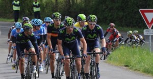 Movistar, tirando de Dowsett © B. Larvol 