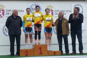 Podio con las líderes de la Copa tras las prueba de Bembibre. © RFEC