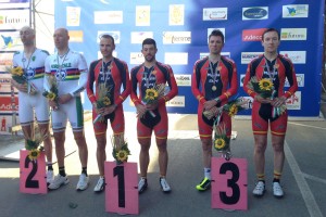 Oro y bronce para los españoles en el podio tándem. © RFEC