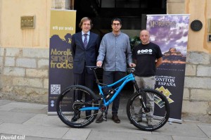 Los protagonistas del acto © benicarloaldia