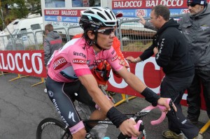 Urán, en la meta de Val Martello © Giro 